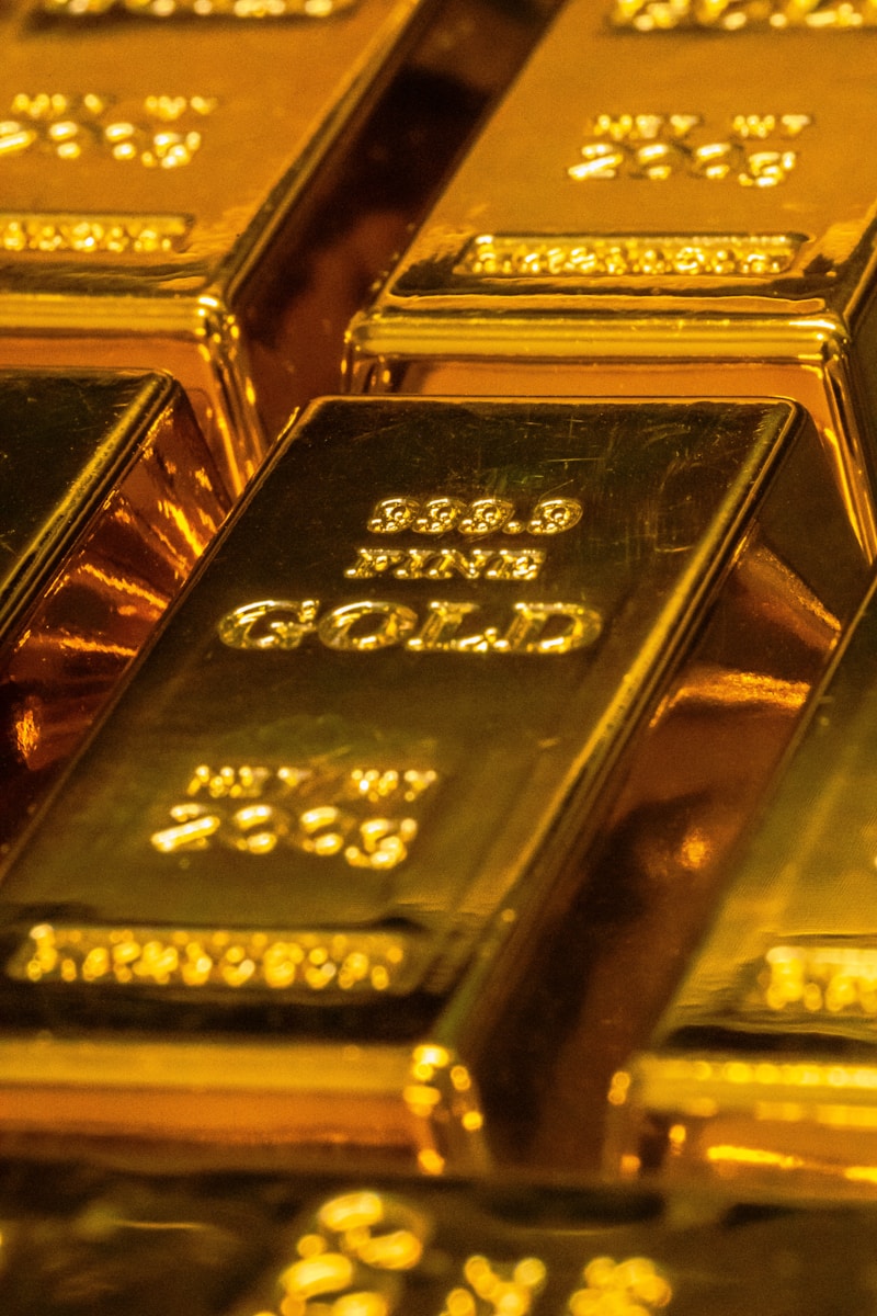 Investir dans l’or est-ce risqué ? Analyse et perspectives