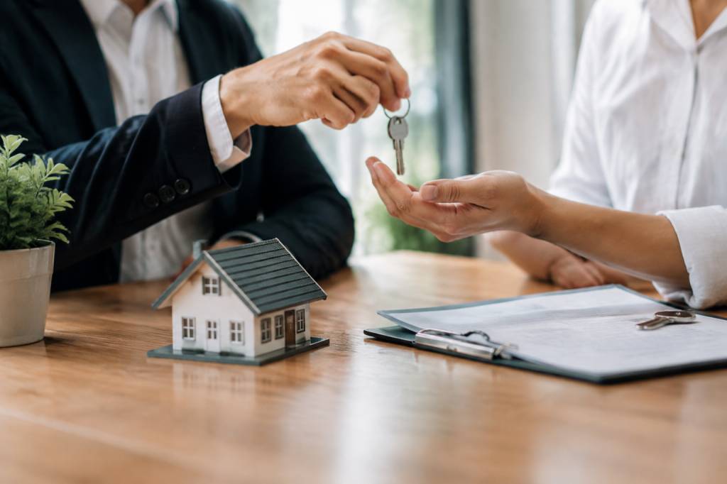 Article 815-14 du Code civil : droits et obligations en cas de vente d’une quote-part en indivision